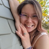 Voice artist - Vanessa R.