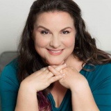 Voice artist - Jenna B.