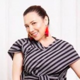 Voice artist - Eileen S.